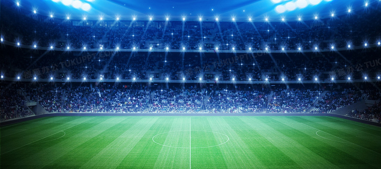 半场战报：莱切2-0都灵，班达建功，拉萨纳-库利巴利破门