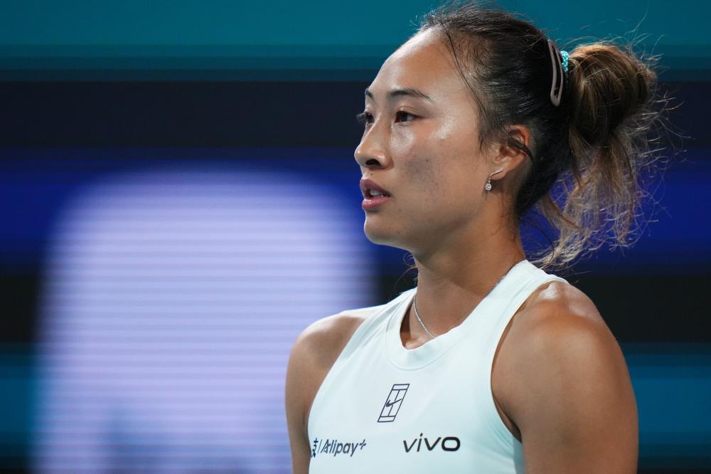 记者：切尔西前锋布罗亚接近永久转会伯恩利